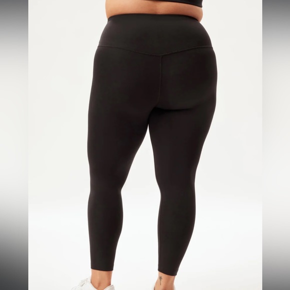 Girlfriend Collective FLOAT Ultralight Legging - Picture 2 of 6